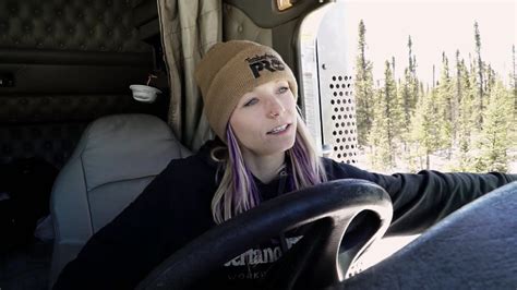 ICE ROAD TRUCKERS Steph Custace talks Season 11, shares。